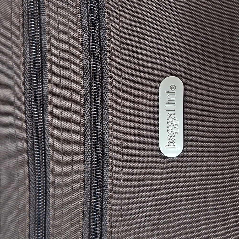 Baggallini Brown Crossbody Bag Travel Vacation - Picture 5 of 12